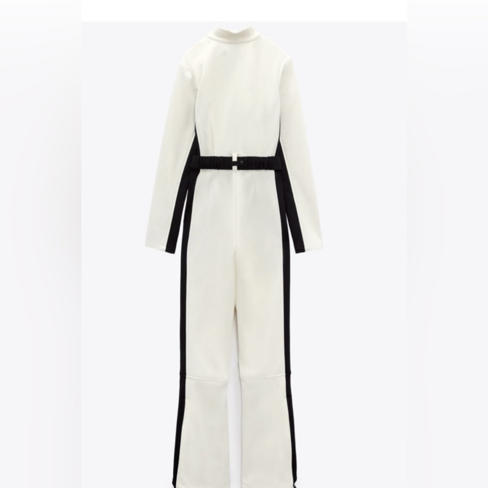 White and black Zara ski collection size med